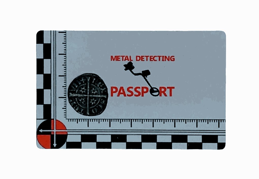 a picture of a metal detector and a measuring tape